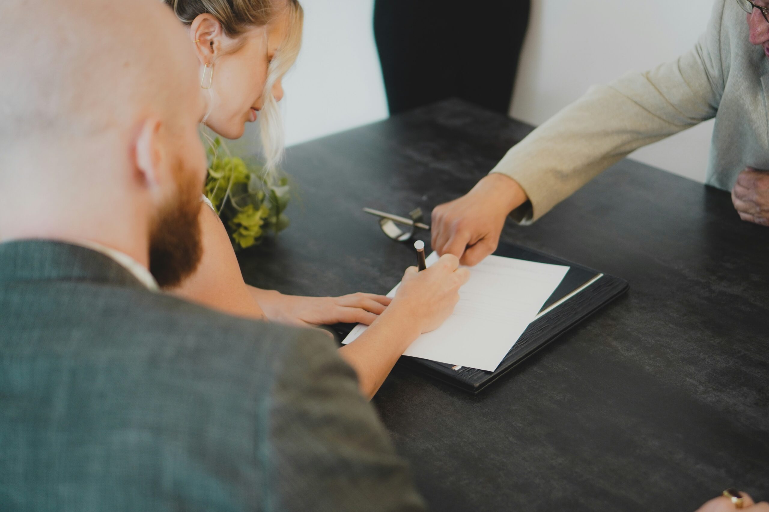 Signing the business contract