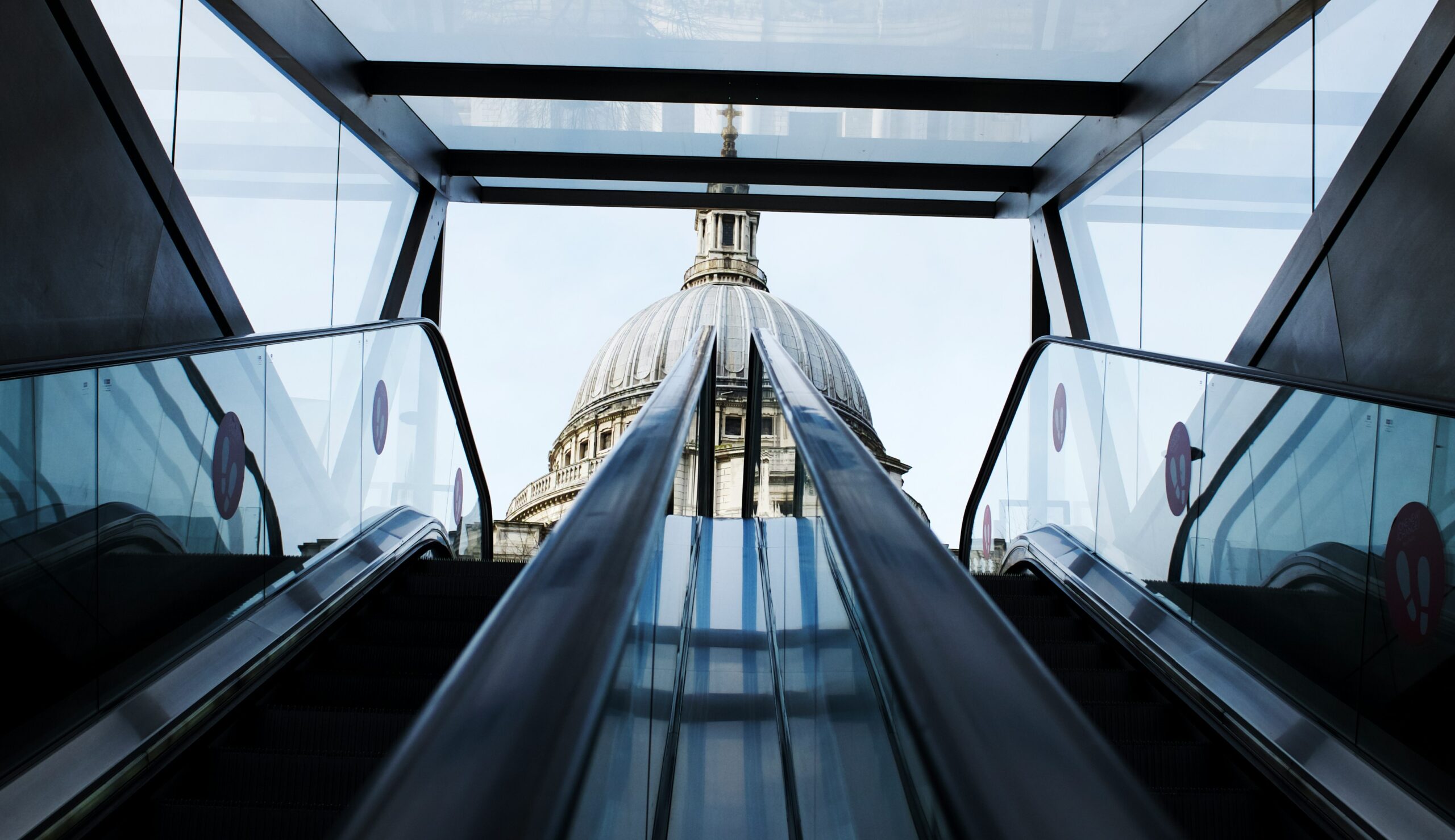 UK Sponsorship License Explained: What It Is and How to Use it?